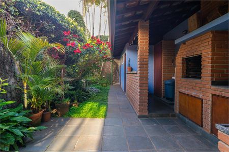 Casa à venda com 125m², 2 quartos e 2 vagas