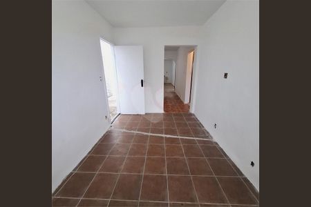 Casa à venda com 88m², 2 quartos e 2 vagas