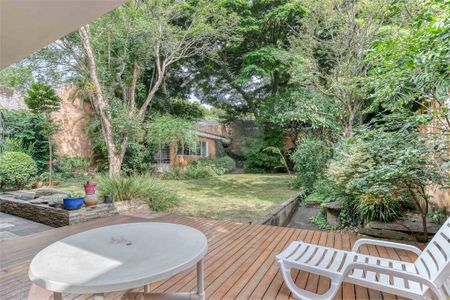 Casa à venda com 3 quartos, 380m² em Campo Belo, São Paulo