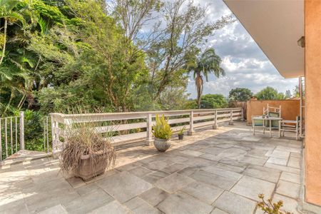 Casa à venda com 3 quartos, 380m² em Campo Belo, São Paulo