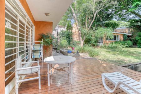 Casa à venda com 3 quartos, 380m² em Campo Belo, São Paulo