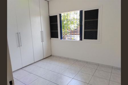 Casa à venda com 140m², 3 quartos e 2 vagas