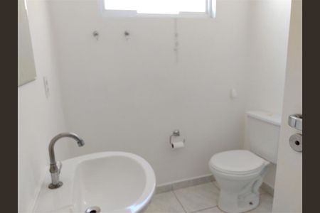 Casa à venda com 140m², 3 quartos e 2 vagas