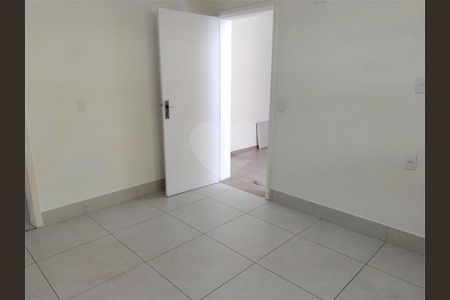 Casa à venda com 140m², 3 quartos e 2 vagas