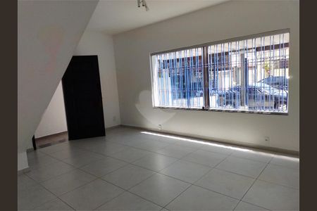 Casa à venda com 140m², 3 quartos e 2 vagas
