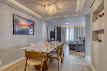 Casa à venda com 275m², 4 quartos e 2 vagas