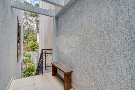 Casa à venda com 275m², 4 quartos e 2 vagas