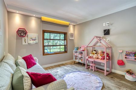 Casa à venda com 275m², 4 quartos e 2 vagas