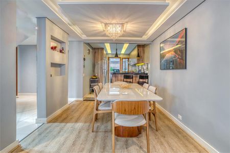 Casa à venda com 275m², 4 quartos e 2 vagas