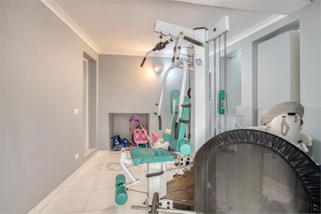 Casa à venda com 275m², 4 quartos e 2 vagas