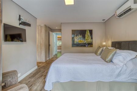 Casa à venda com 275m², 4 quartos e 2 vagas