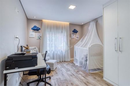 Casa à venda com 275m², 4 quartos e 2 vagas