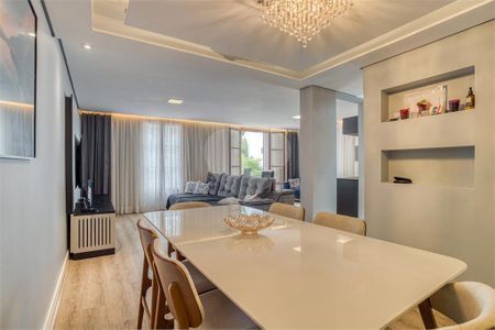 Casa à venda com 275m², 4 quartos e 2 vagas