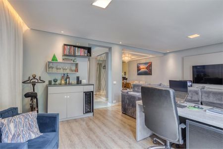 Casa à venda com 275m², 4 quartos e 2 vagas