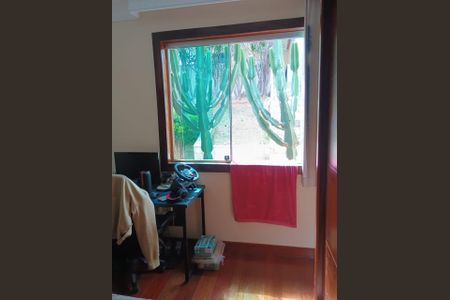 Casa à venda com 1670m², 5 quartos e 3 vagasQuarto 3