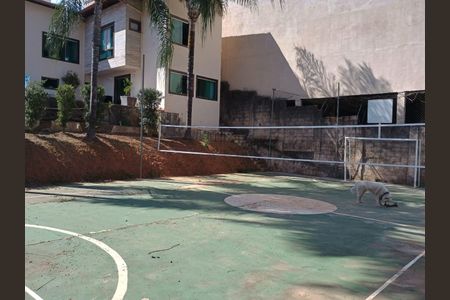 Casa à venda com 1670m², 5 quartos e 3 vagasQuadra Esportiva