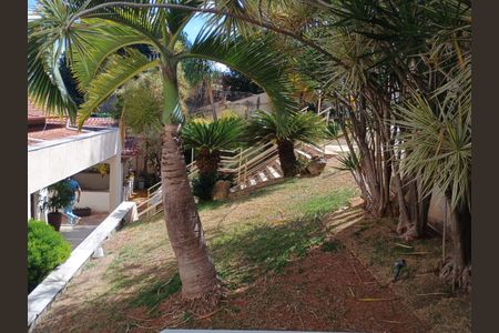 Casa à venda com 1670m², 5 quartos e 3 vagasÁrea Externa