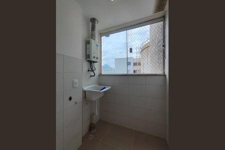 Apartamento à venda com 63m², 3 quartos e 1 vagaÁrea de serviço