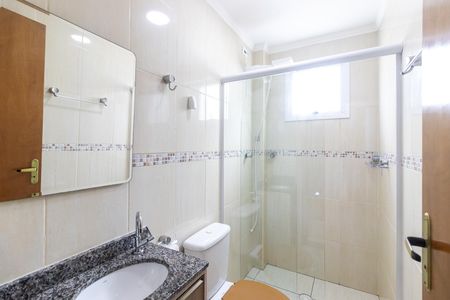 Apartamento para alugar com 100m², 2 quartos e 1 vaga Apartamento para alugar com 100m², 2 quartos e 1 vagaBanheiro da suíte