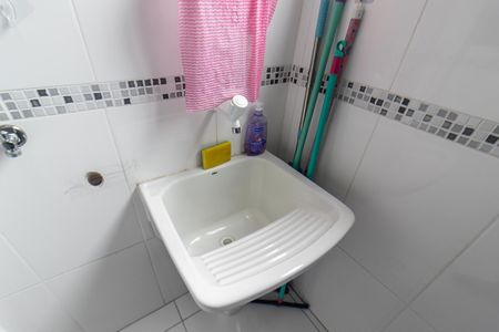 Apartamento para alugar com 100m², 2 quartos e 1 vaga Apartamento para alugar com 100m², 2 quartos e 1 vagaÁrea de serviço