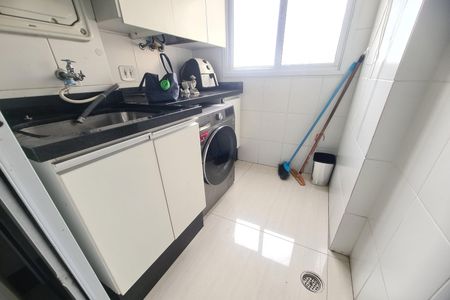 Apartamento à venda com 76m², 3 quartos e 2 vagasÁrea de Serviço