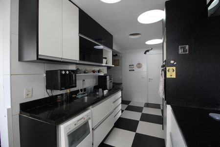 Apartamento à venda com 166m², 4 quartos e 3 vagasCozinha
