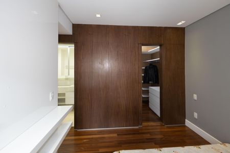 Apartamento à venda com 92m², 3 quartos e 2 vagas Apartamento à venda com 92m², 3 quartos e 2 vagasSuíte