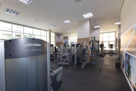 Apartamento à venda com 92m², 3 quartos e 2 vagas Apartamento à venda com 92m², 3 quartos e 2 vagasÁrea comum - Academia