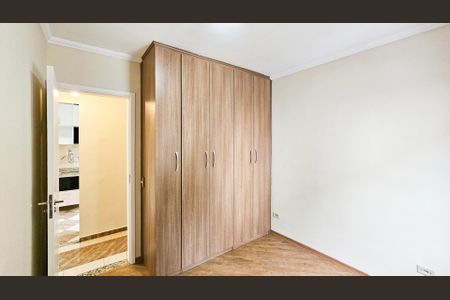 Quarto 2 de apartamento para alugar com 2 quartos, 47m² em Jardim Santa Tereza, Carapicuíba