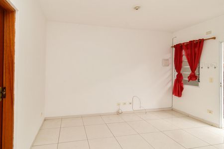 Sala de apartamento para alugar com 1 quarto, 35m² em Vila Nova Galvão, São Paulo