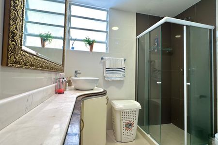 Apartamento para alugar com 135m², 3 quartos e 1 vaga