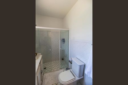 Casa de condomínio para alugar com 450m², 4 quartos e 3 vagasBanheiro da Suíte