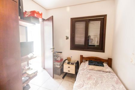 Casa de condomínio para alugar com 450m², 4 quartos e 3 vagasQuarto de Serviço