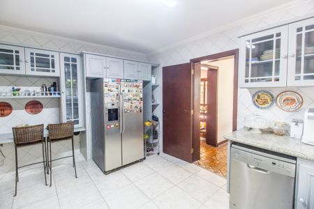 Casa de condomínio para alugar com 450m², 4 quartos e 3 vagasCozinha