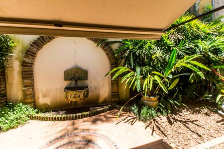 Casa de condomínio para alugar com 450m², 4 quartos e 3 vagasVista