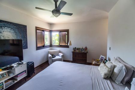 Casa de condomínio para alugar com 450m², 4 quartos e 3 vagasSuíte master