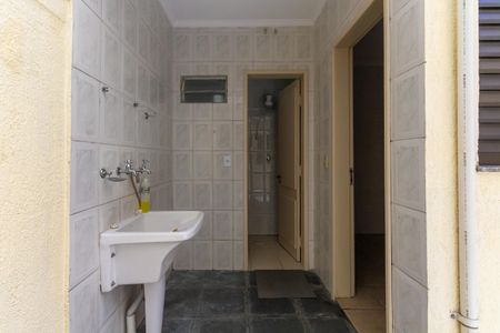 Casa à venda com 75m², 2 quartos e 1 vagaÁrea de Serviço