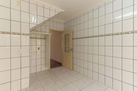 Casa à venda com 75m², 2 quartos e 1 vagaCozinha 