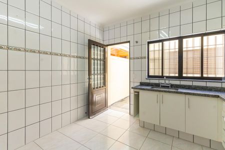 Casa à venda com 75m², 2 quartos e 1 vagaCozinha 