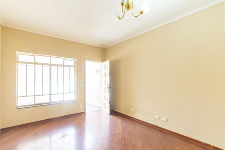 Casa à venda com 75m², 2 quartos e 1 vagaSala