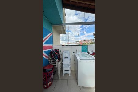 Apartamento à venda com 76m², 2 quartos e 2 vagasÁrea de Serviço