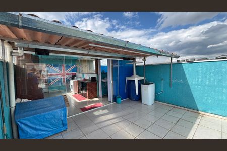 Apartamento à venda com 76m², 2 quartos e 2 vagasCobertura