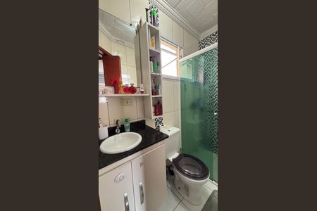 Apartamento à venda com 76m², 2 quartos e 2 vagasBanheiro Social