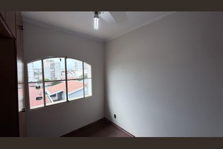 Casa à venda com 250m², 4 quartos e 3 vagasQuarto 1