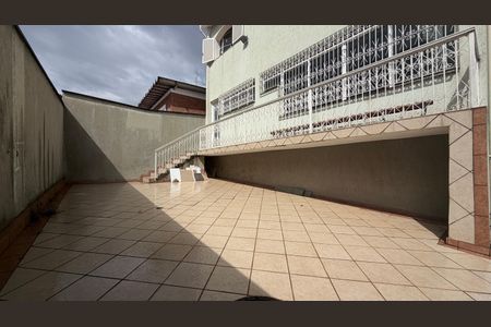 Casa à venda com 250m², 4 quartos e 3 vagasQuintal