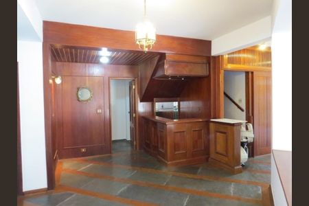 Casa de condomínio à venda com 678m², 4 quartos e 4 vagas