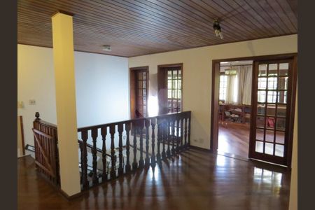 Casa de condomínio à venda com 678m², 4 quartos e 4 vagas