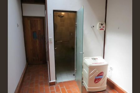 Casa de condomínio à venda com 678m², 4 quartos e 4 vagas