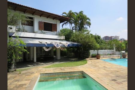 Casa de condomínio à venda com 678m², 4 quartos e 4 vagas
