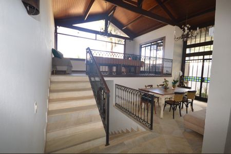 Casa à venda com 400m², 3 quartos e 6 vagas